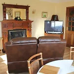 Island View House 4* Каслтаунбер