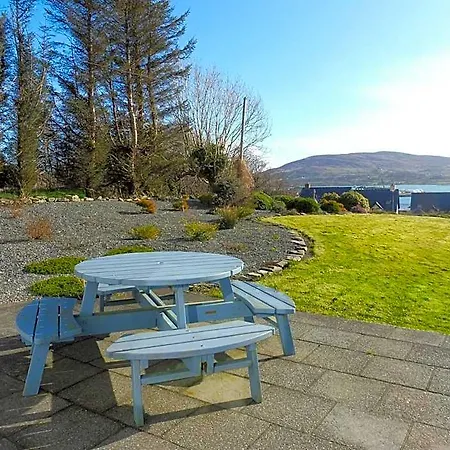 Island View House