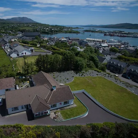 فندق مبيت وإفطار Island View House 4*