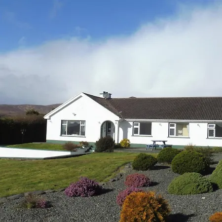 Island View House Bed & Breakfast 4*