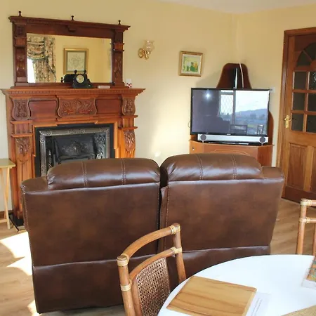 Island View House 4* كاستيلتاونبير