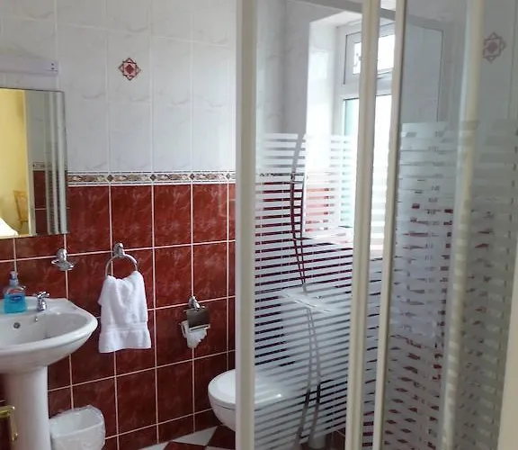 Island View House 4*